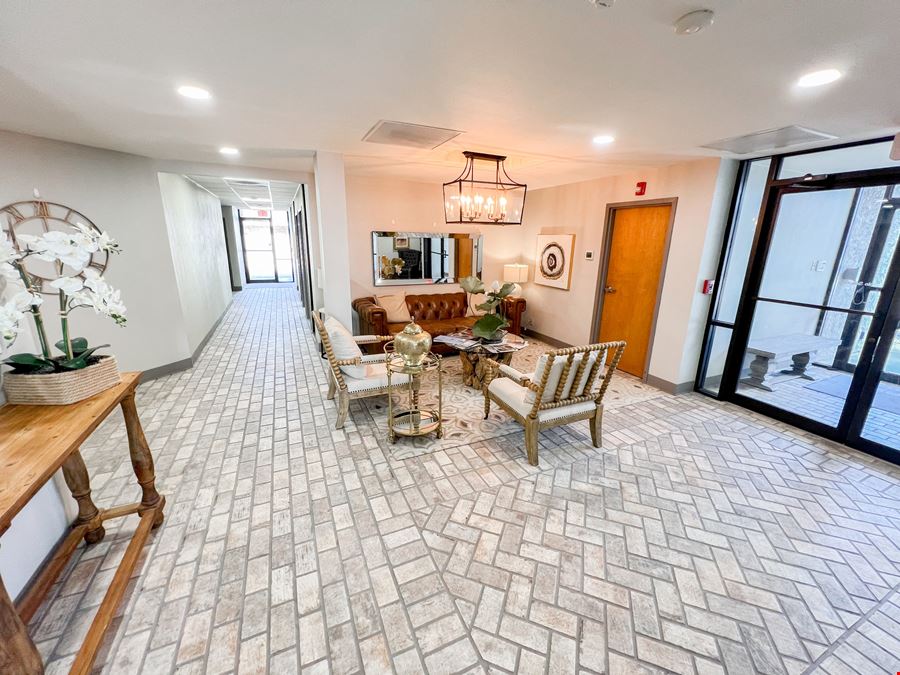 3001 North Big Spring Street, Midland, TX 79705