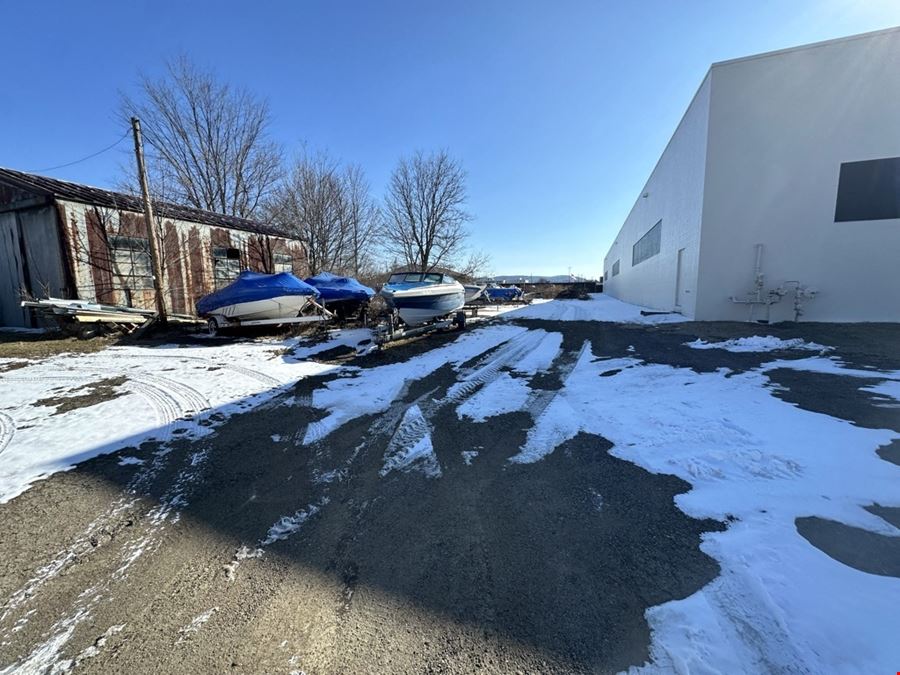 1020 East State St     2500+/- SF Warehouse/Storage Building in Industrial Zoning