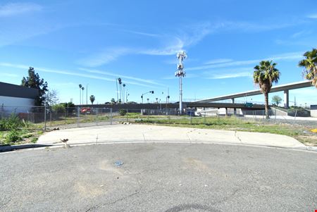 2200 E. La Cadena Dr.