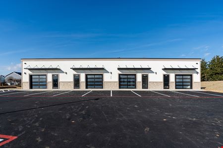 Brand-New Retail Flex Space Now Leasing
