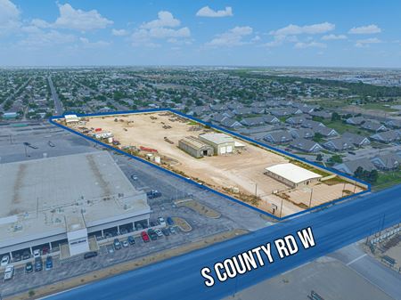 Commercial space at 4 Industrial Buildings on ±7.66 Acres in Odessa