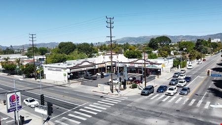Retail space for Rent at Elies Village in Northridge