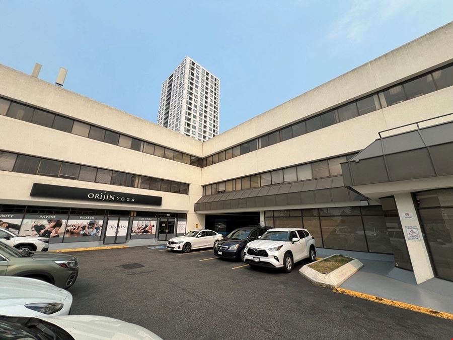 Boundary Plaza