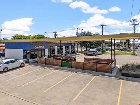 Retail space for Sale at 135 Estates Dr in Woodway