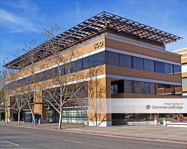 800 West El Camino Real