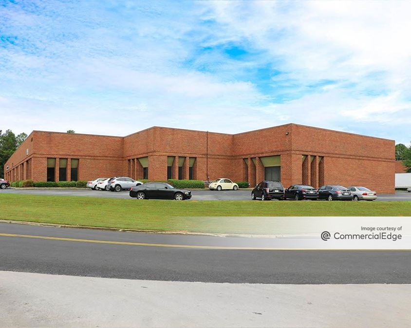 1701 Oakbrook Drive & 5800 Oakbrook Pkwy