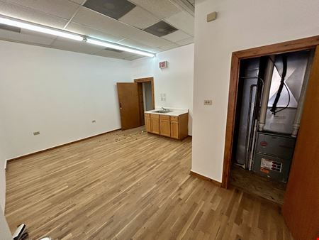 3137 W 63rd - +/- 1,100 SF Commercial Storefront