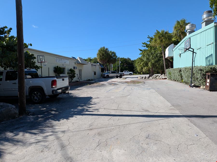 82681 Overseas Hwy, Islamorada, FL 33036