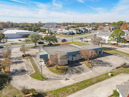 Standalone Bank with Drive Thru Fronting Sherwood Forest Blvd