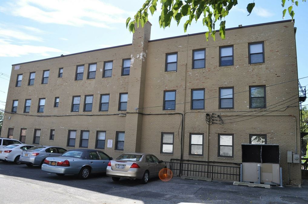 22 Lawrence Ave