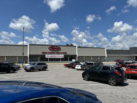 Retail space for Rent at College Park Shopping Center - Meridian in Meridian