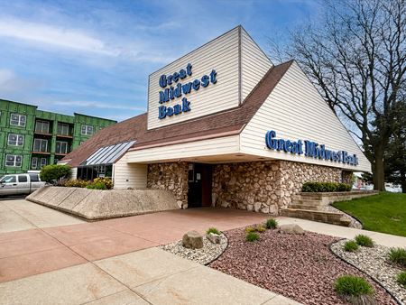 Office space for Rent at Former Bank Branch in Madison