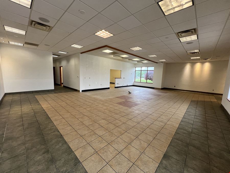 Suite 1: 4880 Gratiot Rd