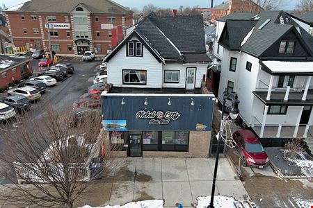 568 Niagara St