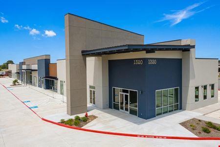 Parkway Medical Plaza - Corner of Gulf Freeway and 96 League City Parkway