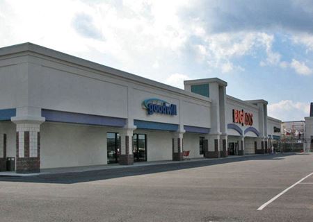 Retail space for Rent at The Forum Shopping Center I & II in Marion