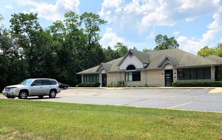 2,000-4,000 SF Office Suite for Lease on Virginia St. (IL Rt. 14) in Crystal Lake