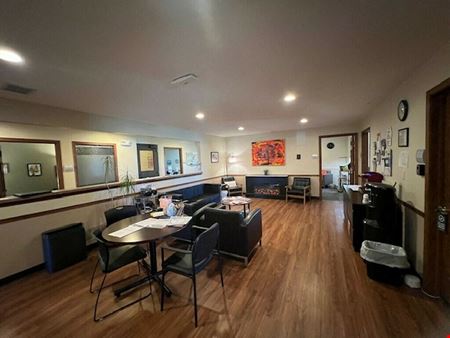 2030 N Seminary Ave