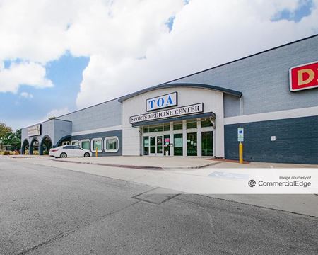 Retail space for Rent at The Hill in Dallas