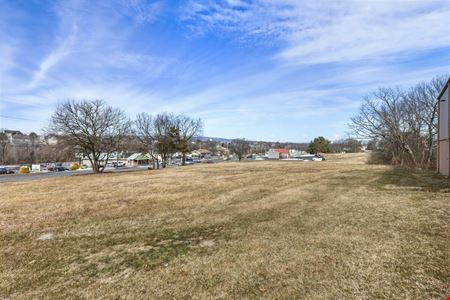 Southern 1-Acre Commercial Lot in Broadway