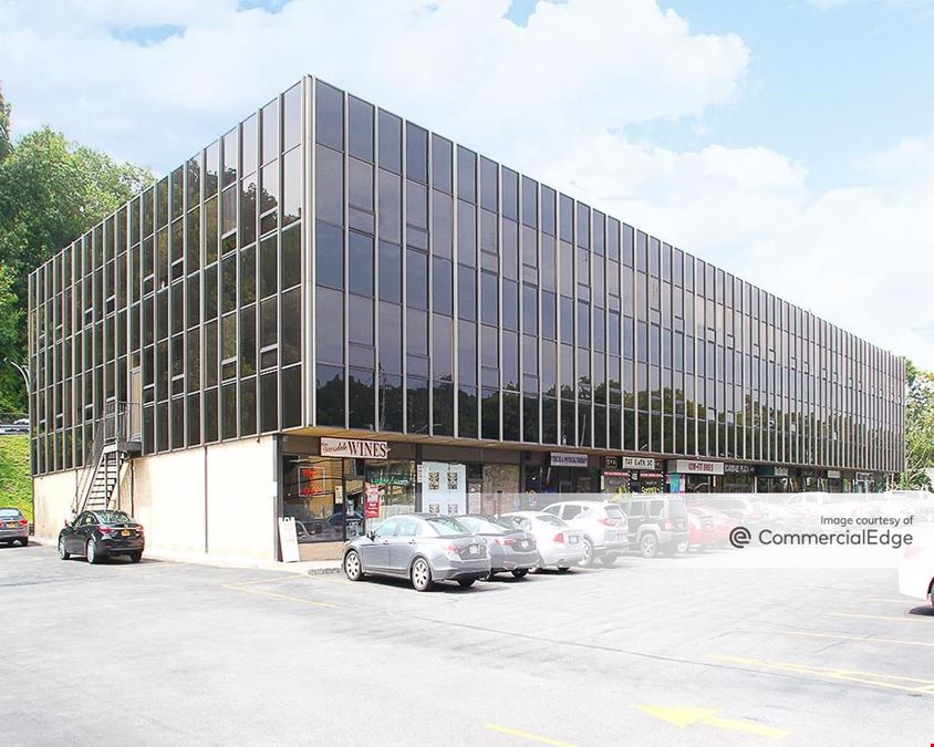 Scarsdale Plaza
