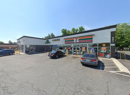 Retail space for Rent at 901 N Point Blvd in Baltimore