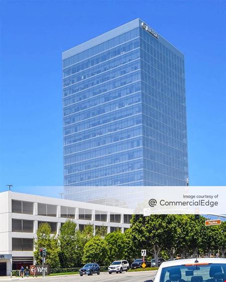 Office space for Rent at 400 Spectrum Center in Irvine