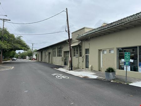 Former Dependable Glass Building (Downtown Covington)