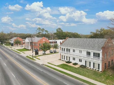 Office space for Rent at Huge Tenant Improvement Allowance - Office space off Florida Blvd in Baton Rouge