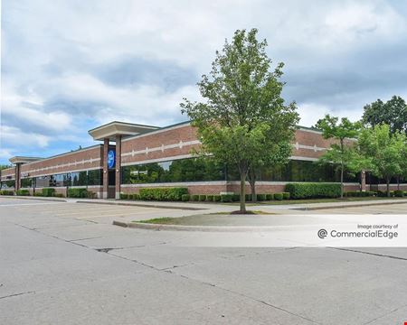 Office space for Rent at Summit Office Park in Shelby Township