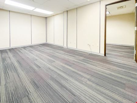 Full-Service Office Suites for Lease near Bon Carré