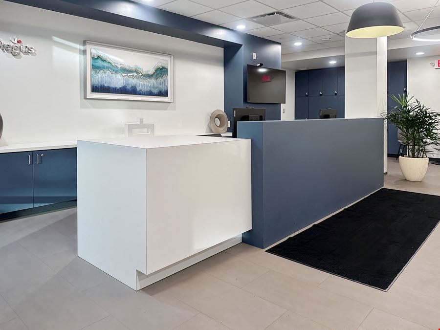 Regus - Columbus - N High St