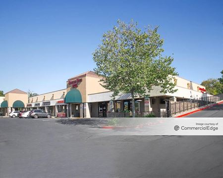 Retail space for Rent at Lake Forest Plaza in El Dorado Hills