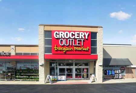 Retail space for Rent at Rosemore Shopping Center in Warminster