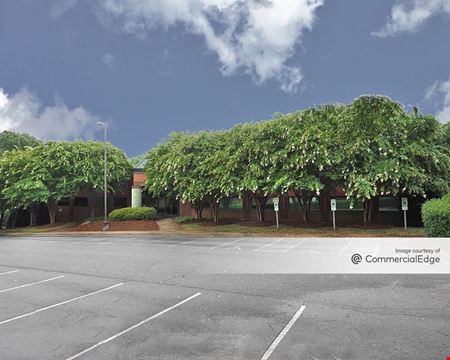 Office space for Rent at 2800 Westoak Drive in Charlotte