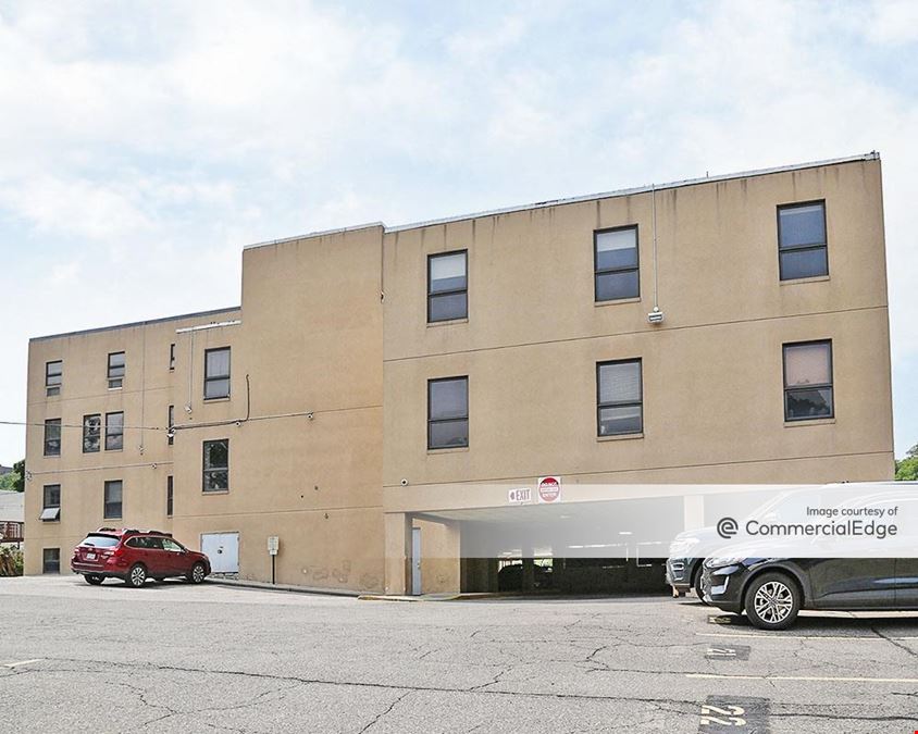 Riverdale Professional Building