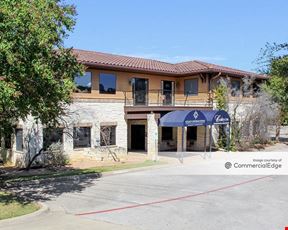 2101 Lakeway Blvd