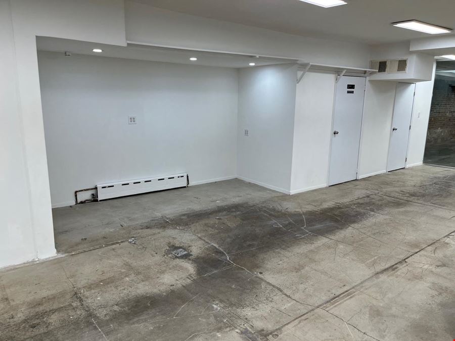 111 W 28th St