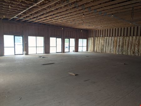 Retail space for Rent at 104 NE 72nd St in Gladstone