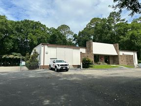 4800 Woodlane Circle