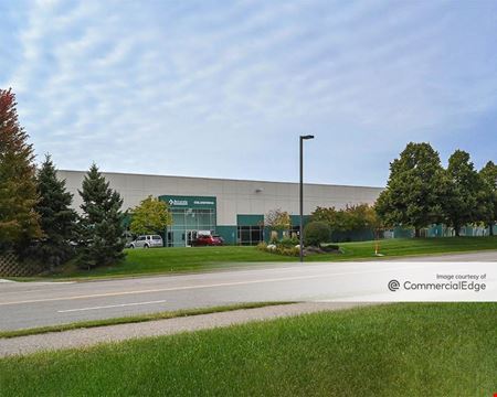 Commercial space at Maple Grove Commerce Center East in Maple Grove