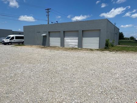 2166 London Groveport Rd