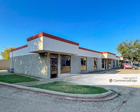 Industrial space for Rent at 11126 Shady Trail in Dallas