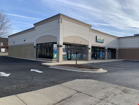 78 W Maple Rd