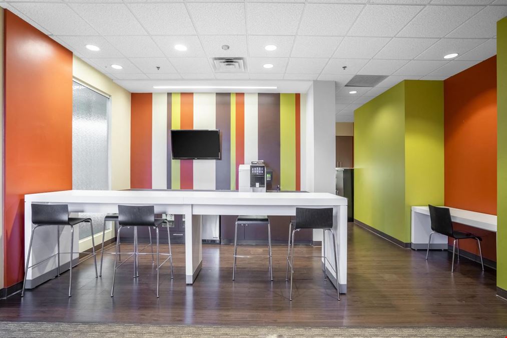 Regus - Mercantile Plaza
