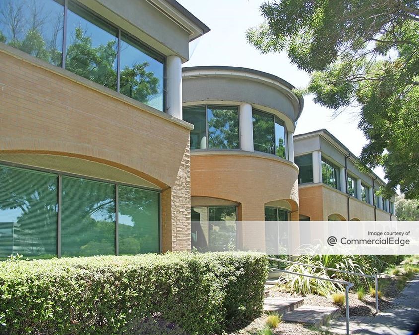 1 McInnis Pkwy