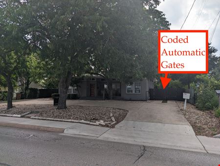 3906 Menchaca Rd