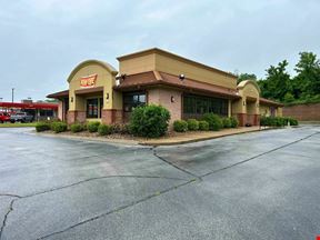 ±3,700 SF RETAIL SPACE FOR SALE OR LEASE IN NEOSHO MO
