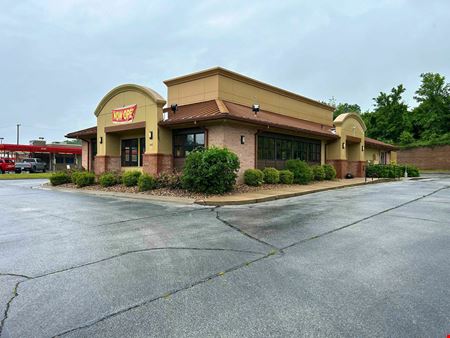 Retail space for Sale at ±3,700 SF RETAIL SPACE FOR SALE OR LEASE IN NEOSHO MO in Neosho