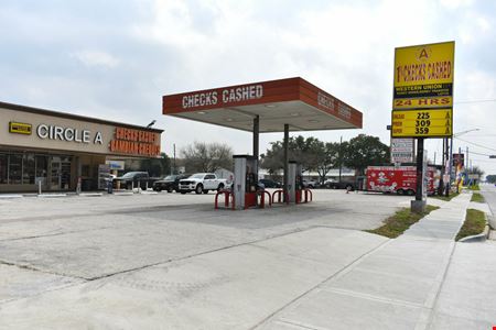 Huffmeister Retail Center